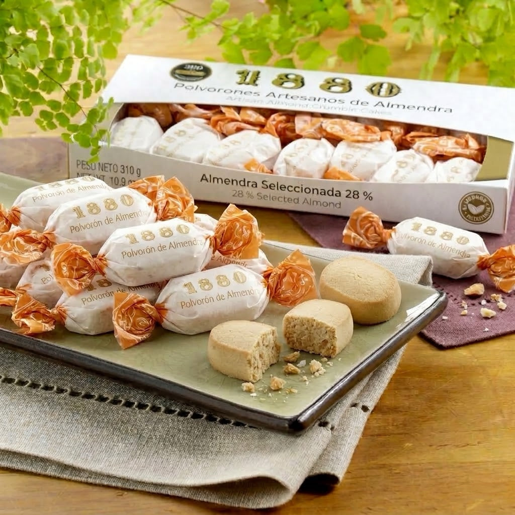 Artisan almond crumble cakes